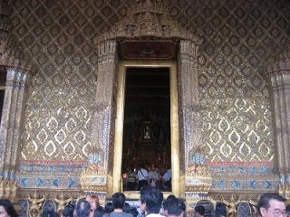 ２９歳で年収１億円＆著書３７万部になった、世界を旅するヒマリッチ社長川島和正の日記-バンコク,ワットプラケオ４