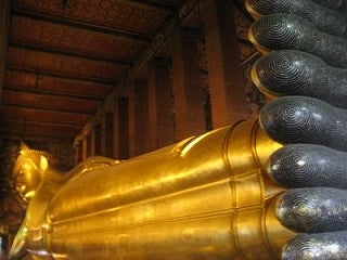 ２９歳で年収１億円＆著書３７万部になった、世界を旅するヒマリッチ社長川島和正の日記-バンコク,ワットポー２