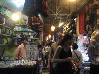 29歳で年収1億円&著書37万部になった、世界を旅するヒマリッチ社長川島和正の日記-ナイトマーケット,カンボジア9