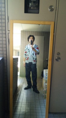２９歳で年収１億円＆著書３７万部、毎月１カ国旅行中のヒマリッチ社長、川島和正の日記-090509_114413.jpg