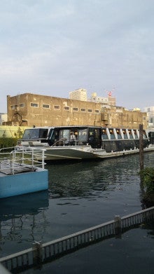 ブログとメールマガジンで年収１億円稼ぐ、世界を旅するヒマリッチ社長、川島和正の日記-091020_161515.jpg