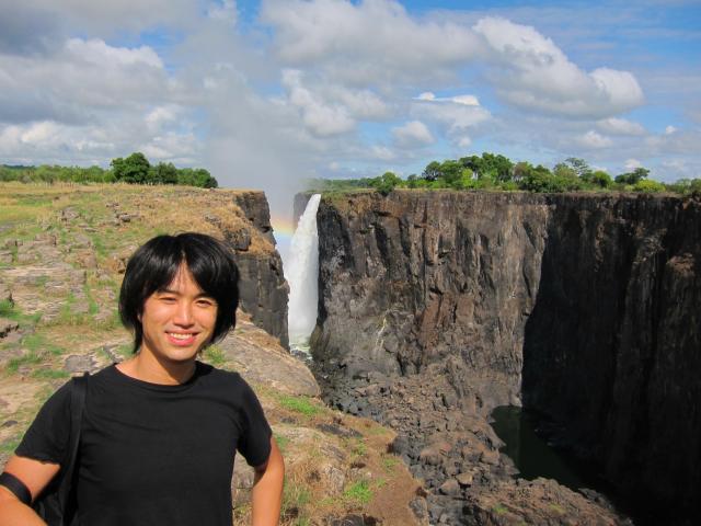 ブログとメールマガジンで年収１億円稼ぐ、世界を旅するヒマリッチ社長、川島和正の日記-ジンバブエ2-7