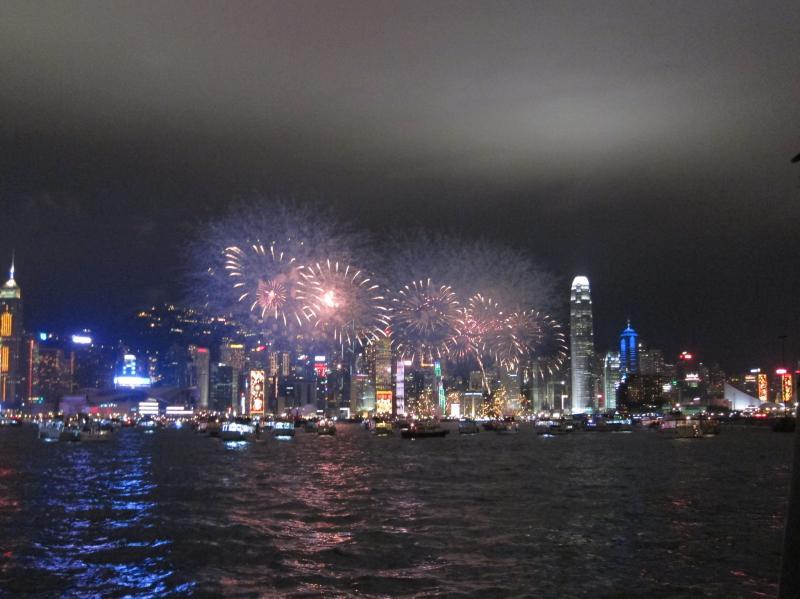 世界を旅する年収1億スーパーアフィリエイター 川島和正オフィシャルブログ Powered by Ameba-Chinese New Year, Fireworks, aqua luna4