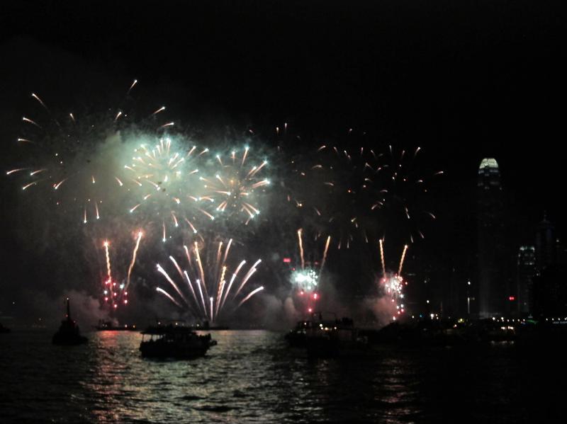 世界を旅する年収1億スーパーアフィリエイター 川島和正オフィシャルブログ Powered by Ameba-Chinese New Year, Fireworks, aqua luna5