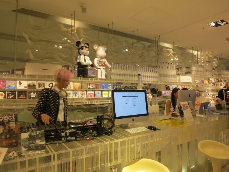 世界を旅する年収1億円ブロガー 川島和正オフィシャルブログ Powered by Ameba-Vogue_ifc3