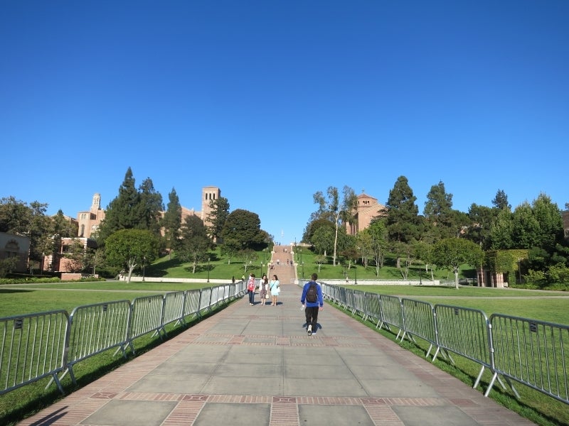 世界を旅する年収１億円ブロガー　川島和正オフィシャルブログ　Powered by Ameba-LA_UCLA2-5