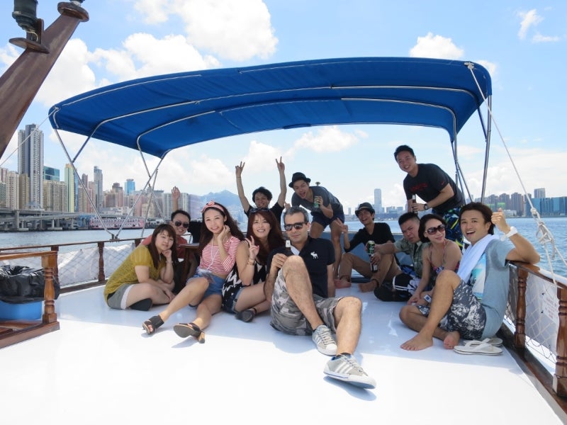 HongKongCruiseParty3