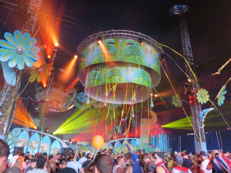 Tomorrowland2-2