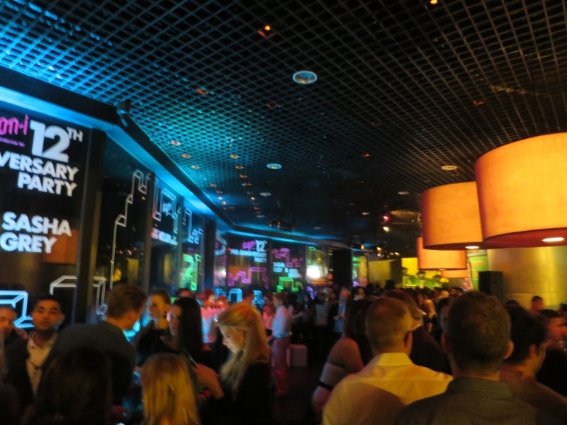 CentralNight10