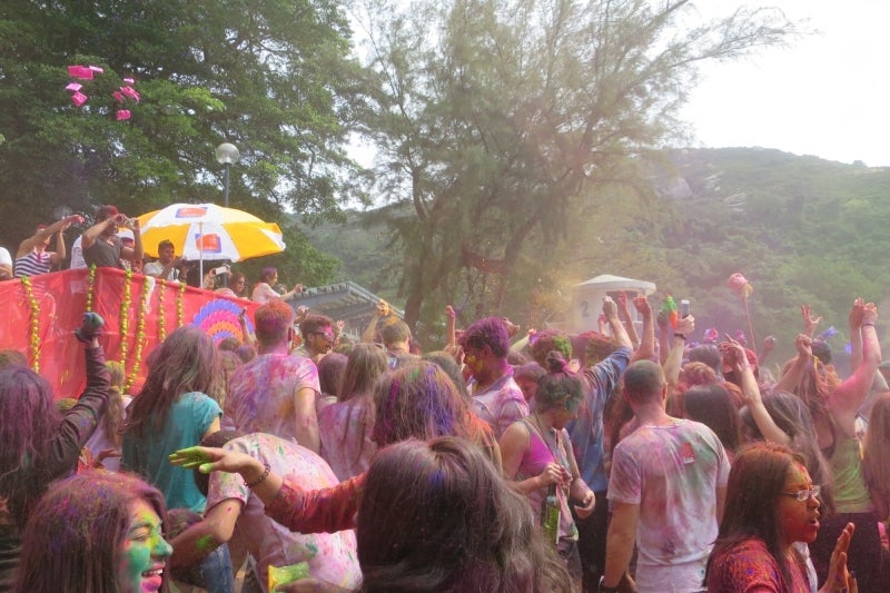 HoliBeachParty1