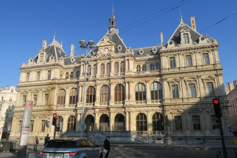 Lyon12