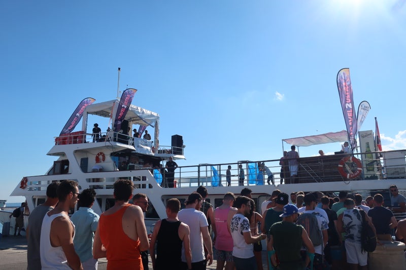BOATPARTY3