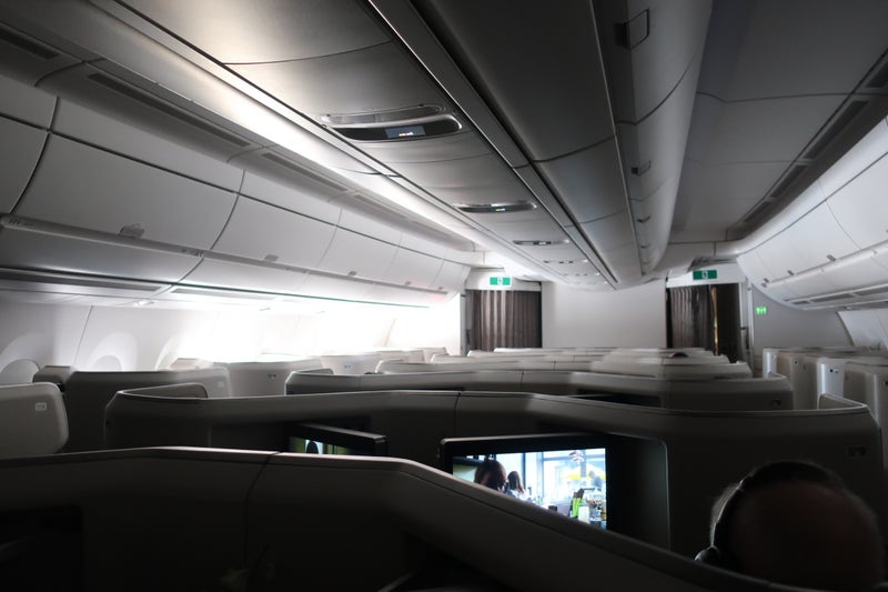 AUK-HKG12