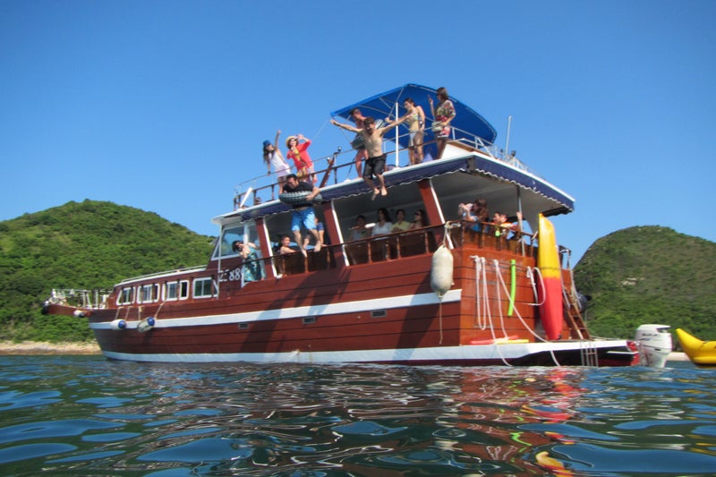 BoatParty10